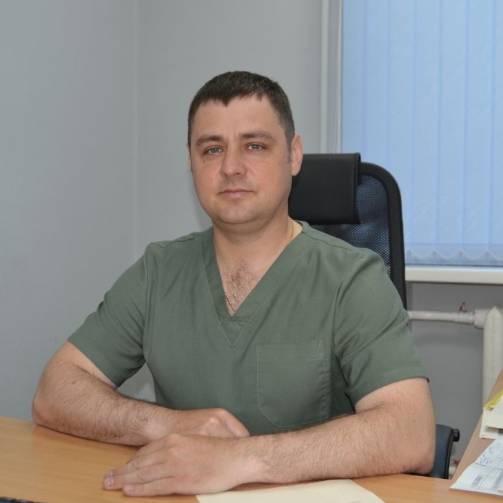 Врачи